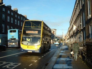 Autobuz din Dublin pe ruta sa obisnuita